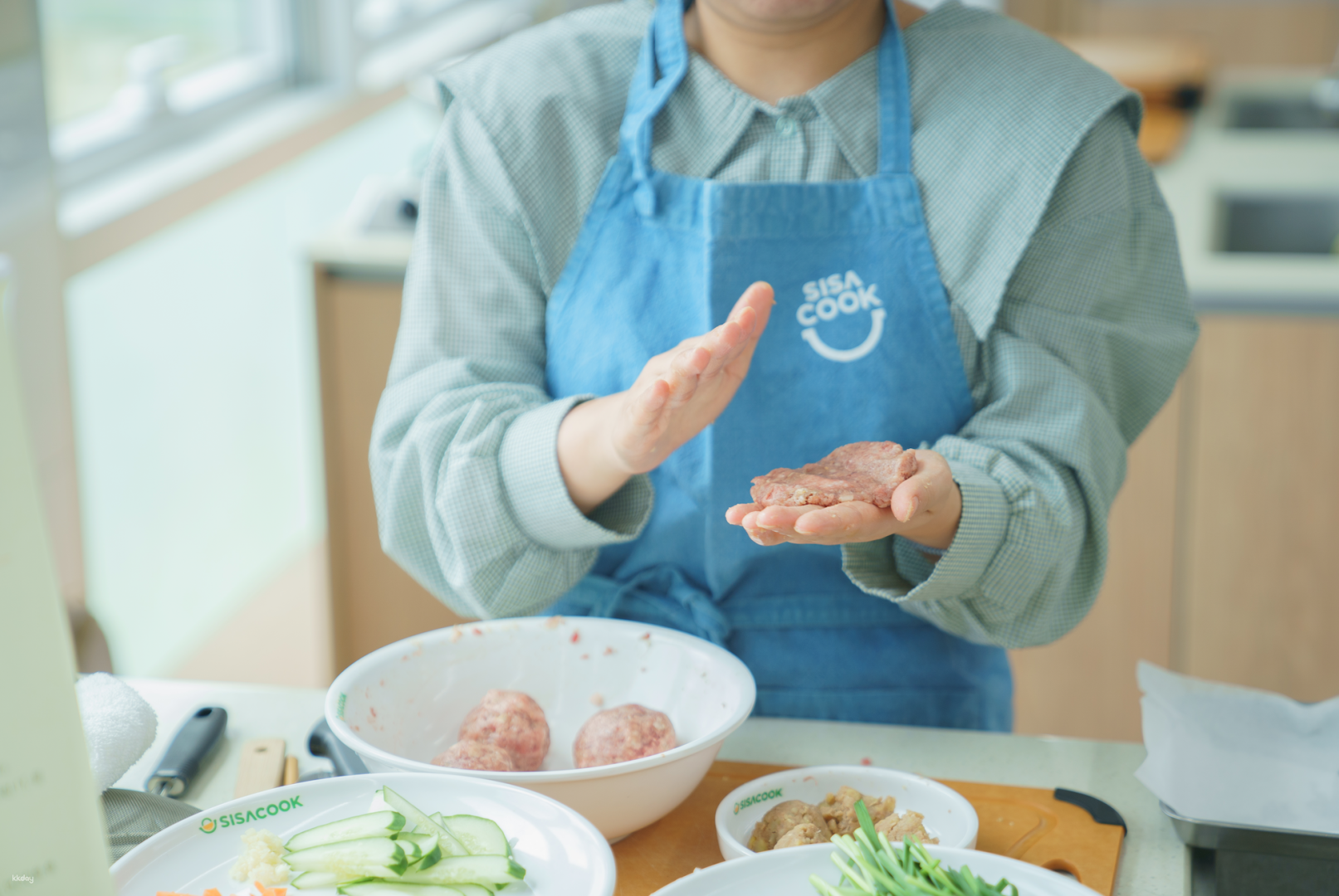 Saturday Korean Conversation Lessons (Korean Cooking Experience Available) | Hangul Park Academy Gangnam Campus (Seoul) - Photo 1 of 8